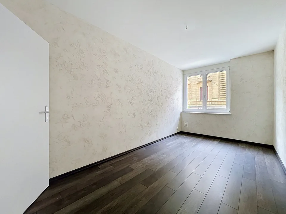 Vier-Zimmer-Wohnung