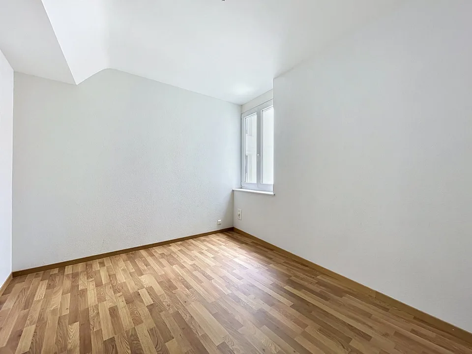 Vier-Zimmer-Wohnung – Foto 6 von 9
