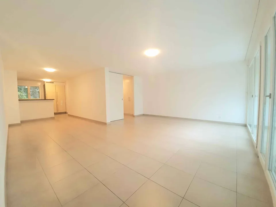 Magnifique appartement de 4.5 pièces au rez-de-chaussée