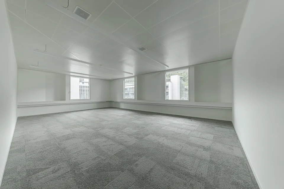 Espaces de bureau attractifs dans le D4 Business Village Lucerne