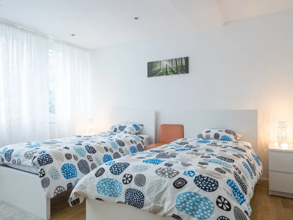 Möblierte 3.5-Zimmer-Wohnung im Erdgeschoss in Hünenberg – Foto 11 von 14