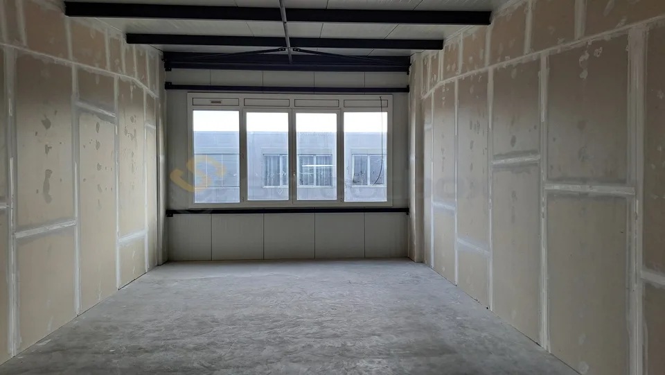 Werkstatt von 50 m2 im ersten Stock - Box Nummer 146