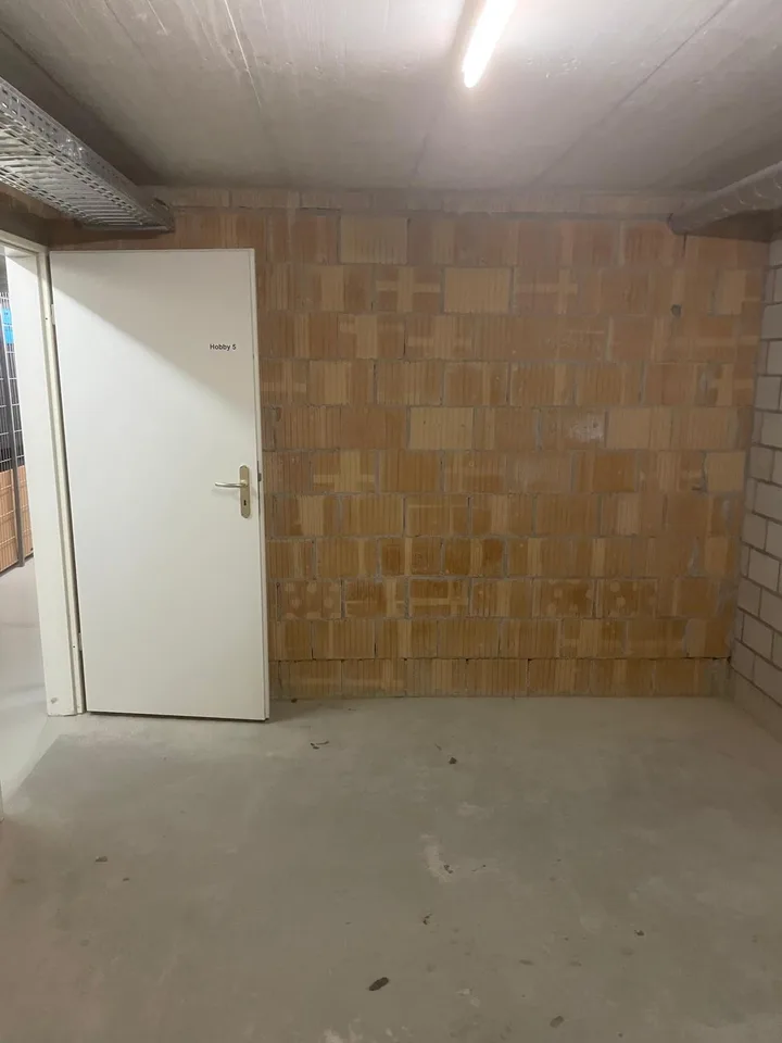 Praktische Hobby- und Bastelräume zu vermieten
