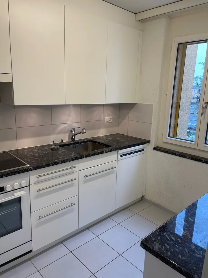 attraktive 4.5-Zimmerwohnung, befristet bis 31.03.2027