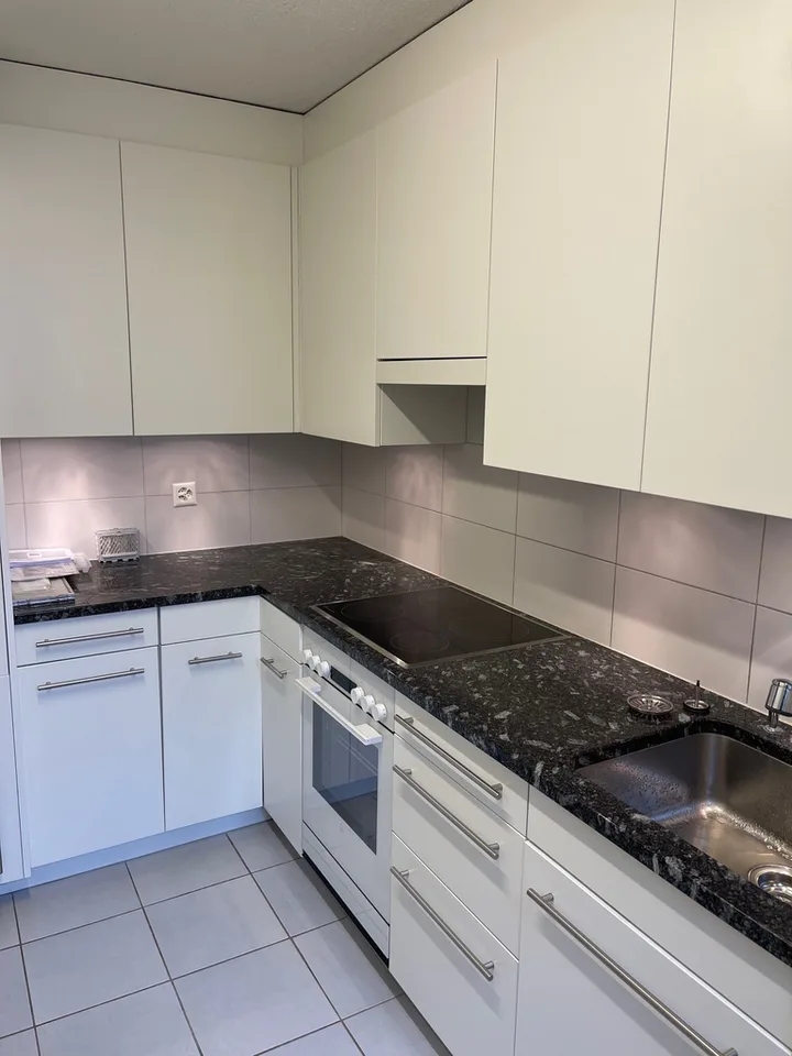 attraktive 4.5-Zimmerwohnung, befristet bis 31.03.2027
