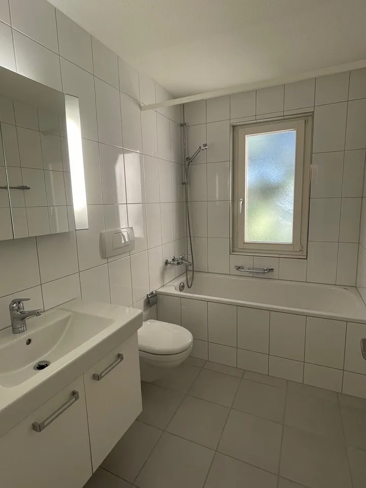 attraktive 4.5-Zimmerwohnung, befristet bis 31.03.2027