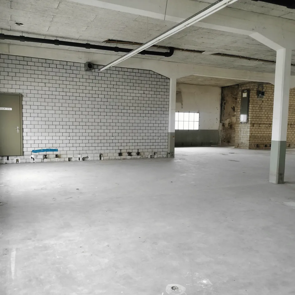 Locali di stoccaggio da piccoli a grandi (40 m2 - 110 m2)