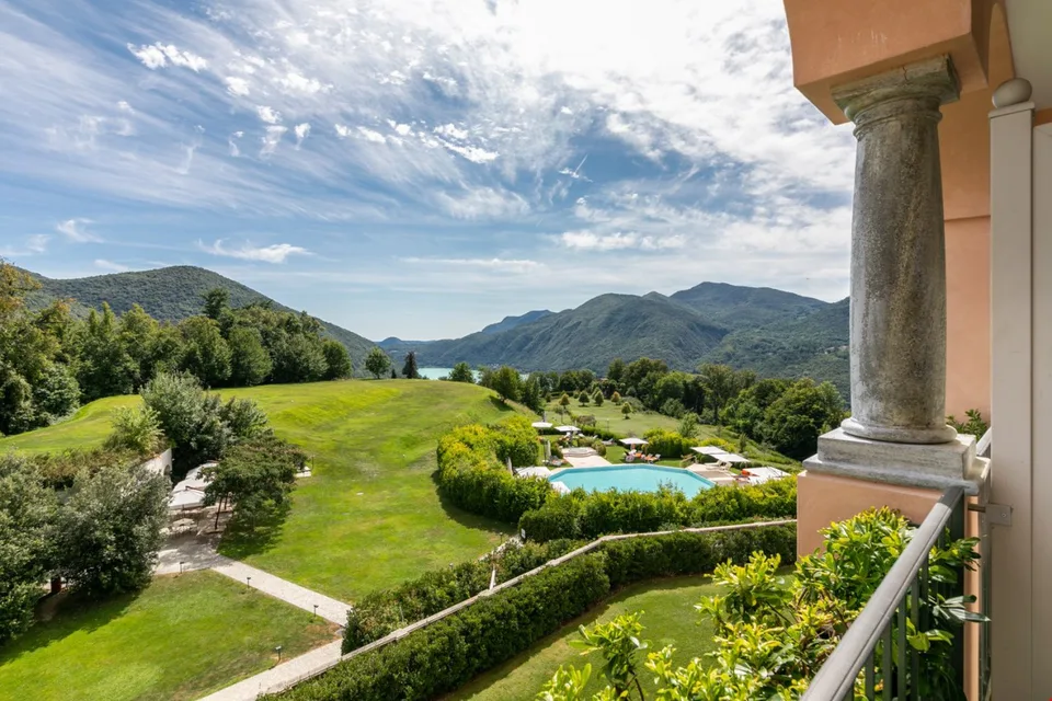 LUGANO-COLLINA D'ORO - AFFITTASI APPARTAMENTO ARREDATO CON SERVIZIO ALBERGHIERO (Rif. 406)