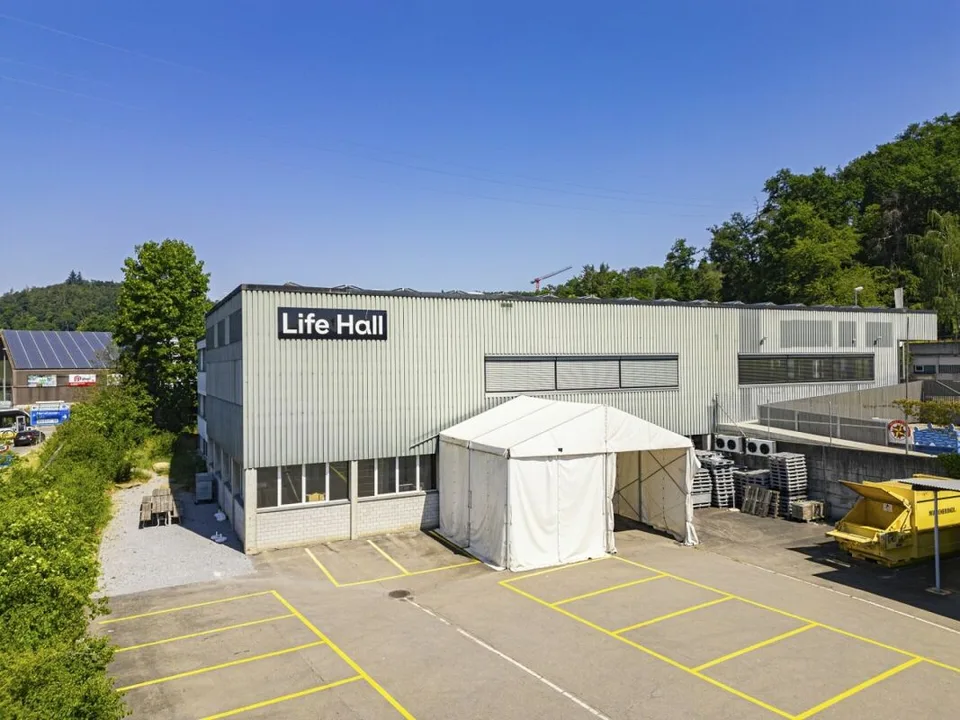 Vielseitige und flexible Gewerbefläche mit Top-Anbindung in Schaffhausen
