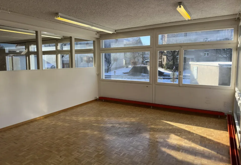 Spazi commerciali polivalenti di 5 locali in una posizione centrale a Münchenbuchsee – foto 10 di 13