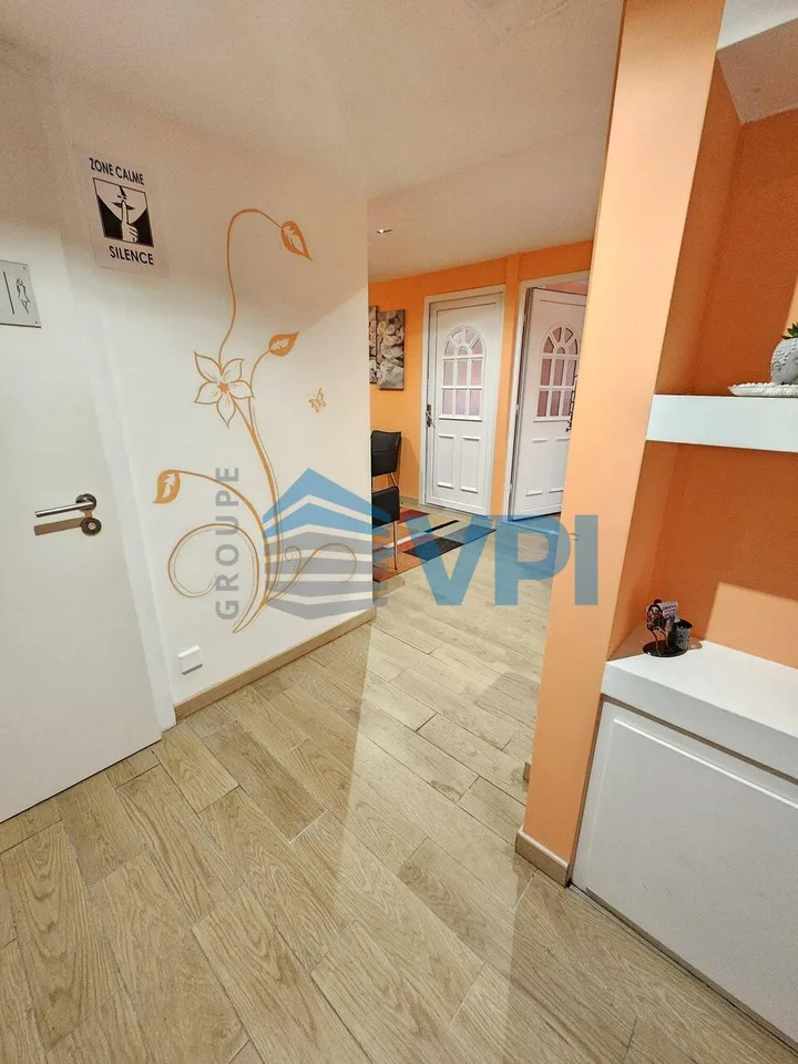 Bureaux, cabinet de 81 m2 à Vernier – foto 7 di 7