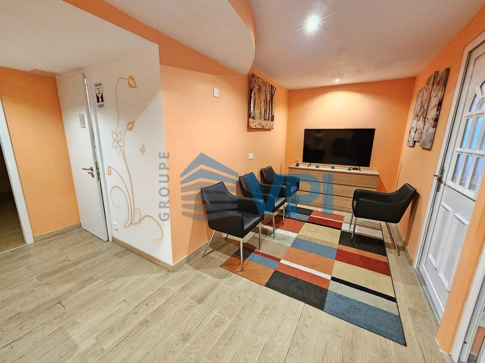 Bureaux, cabinet de 81 m2 à Vernier