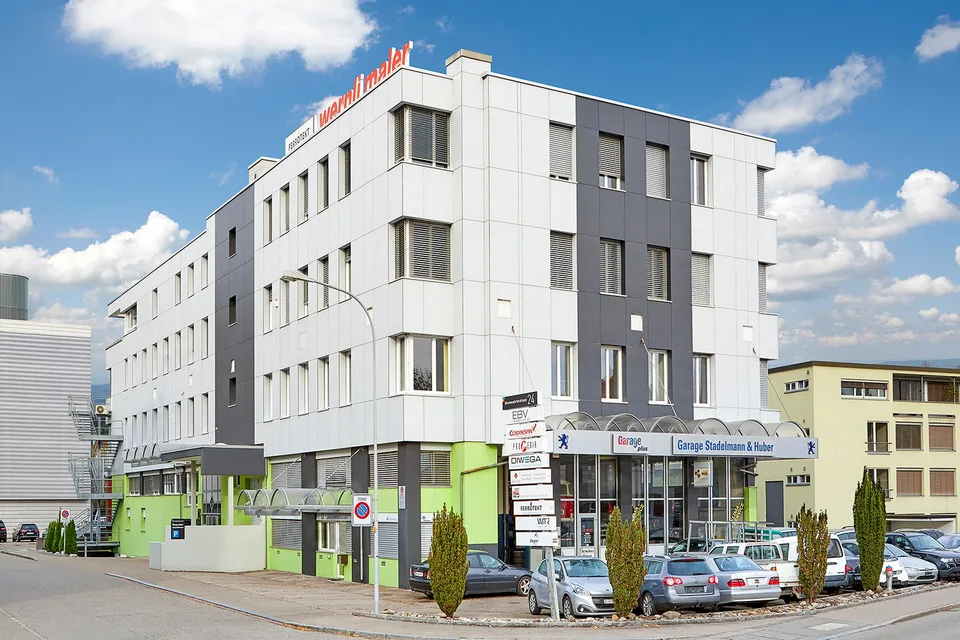 Schöne helle Büros 252 m2 in Urdorf