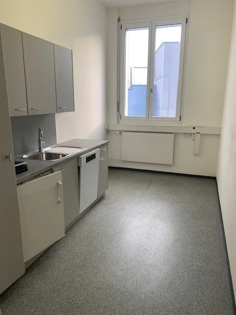 Schöne helle Büros 252 m2 in Urdorf – Foto 9 von 10