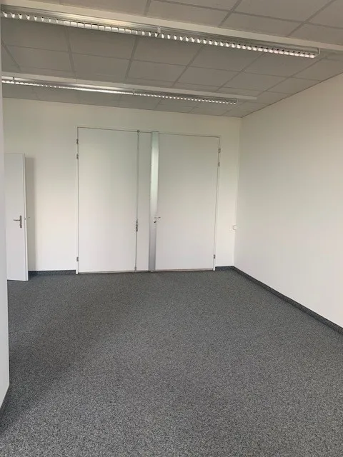 Schöne helle Büros 252 m2 in Urdorf – Foto 8 von 10