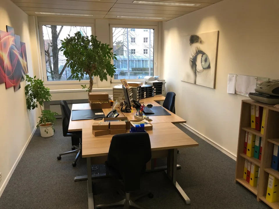 Uffici studi centralmente ubicati da 40-130m2