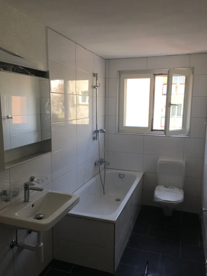3.5-Zimmerwohnung im 1.OG nahe Bahnhof