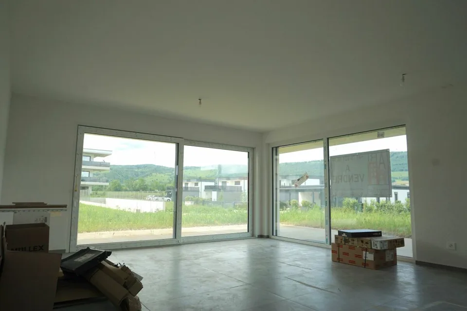 Wohnung mit 4,5 Zimmern - Nettofläche von 105 m2 - Terrasse von 40 m2 - West-Nord/West ausgerichtet