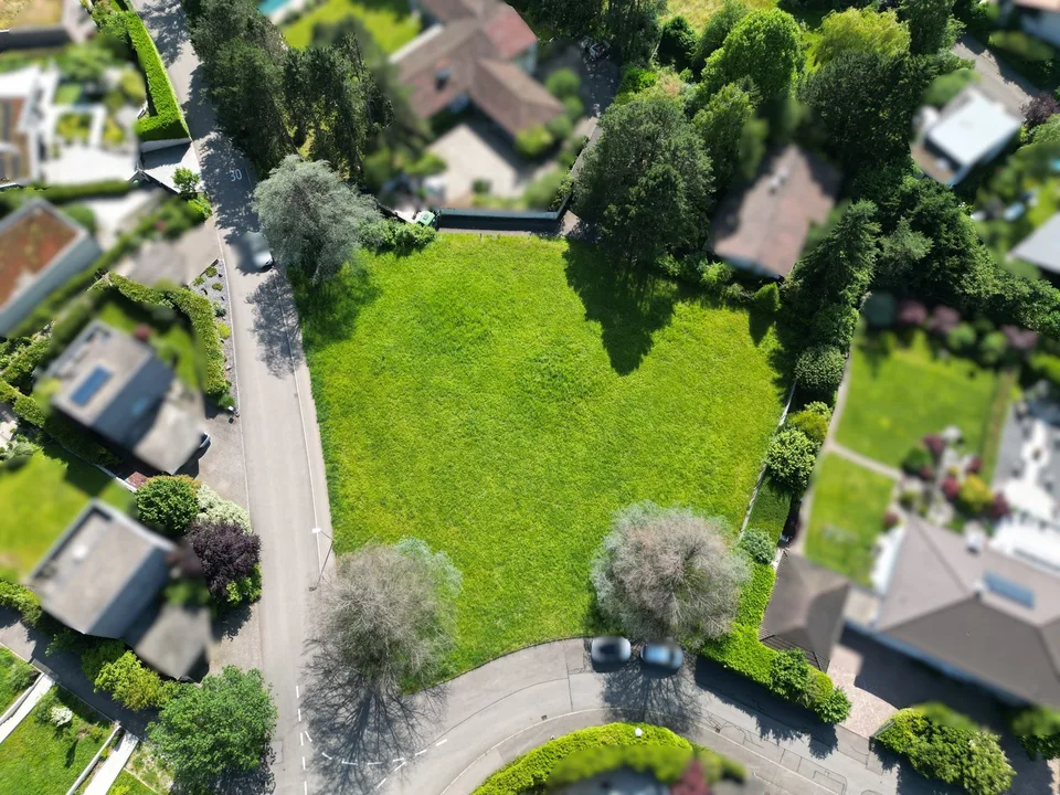 Parcelle de terrain à bâtir attractive avec vue lointaine sur Schlossweg à Dornach