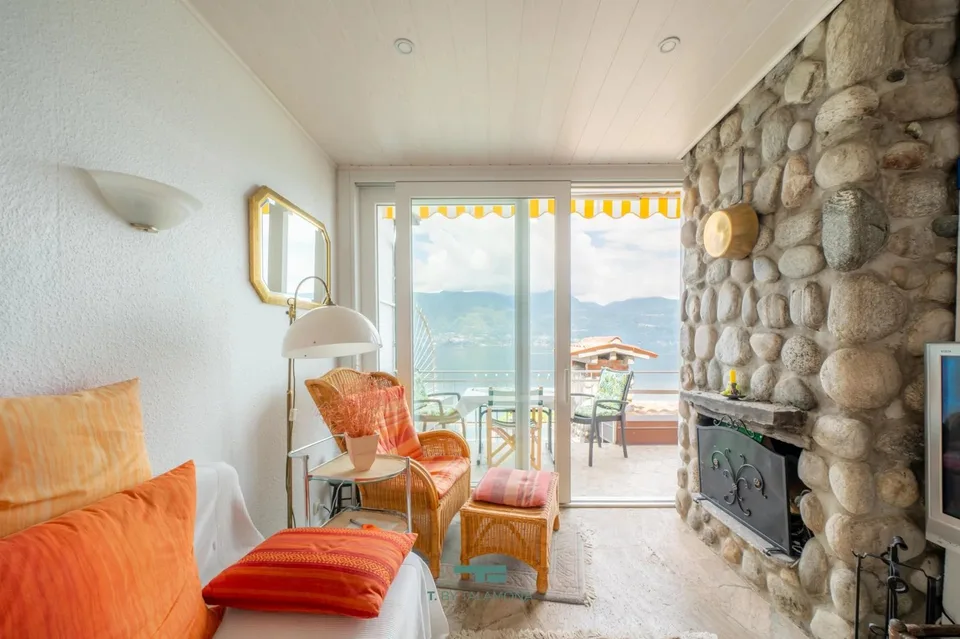 Wohnung am See mit sonniger Terrasse und herrlichem Seeblick