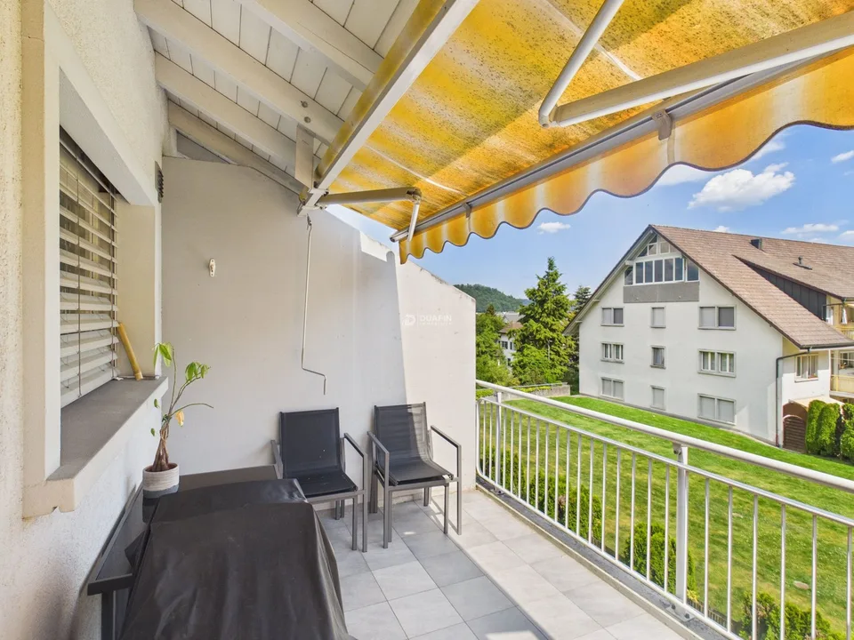 Appartamento 4.5 locali a Schafisheim - tranquillo, con balcone