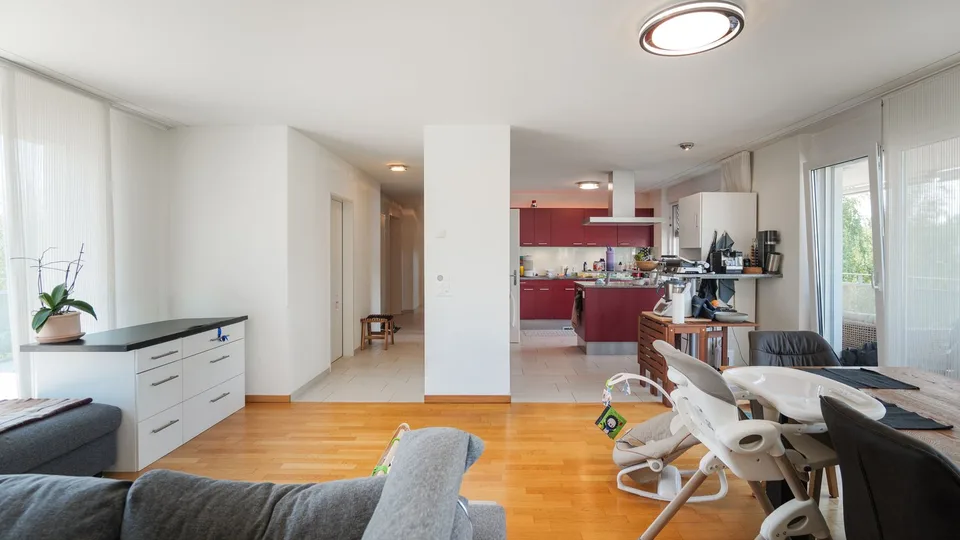 Appartement moderne 4.5 pièces à Dietikon avec salle de loisirs