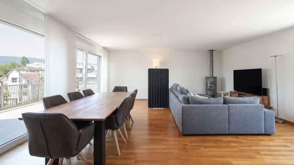 Moderne 4.5-Zimmer-Wohnung in Dietikon inkl. Hobbyraum