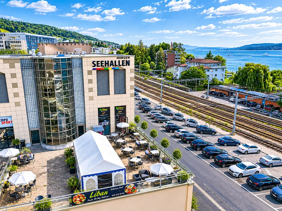 ERFOLGREICHER TAKE-AWAY IN BESTER LAGE VON HORGEN – MIT GROSSER SEETERRASSE & ENORMEM POTENZIAL