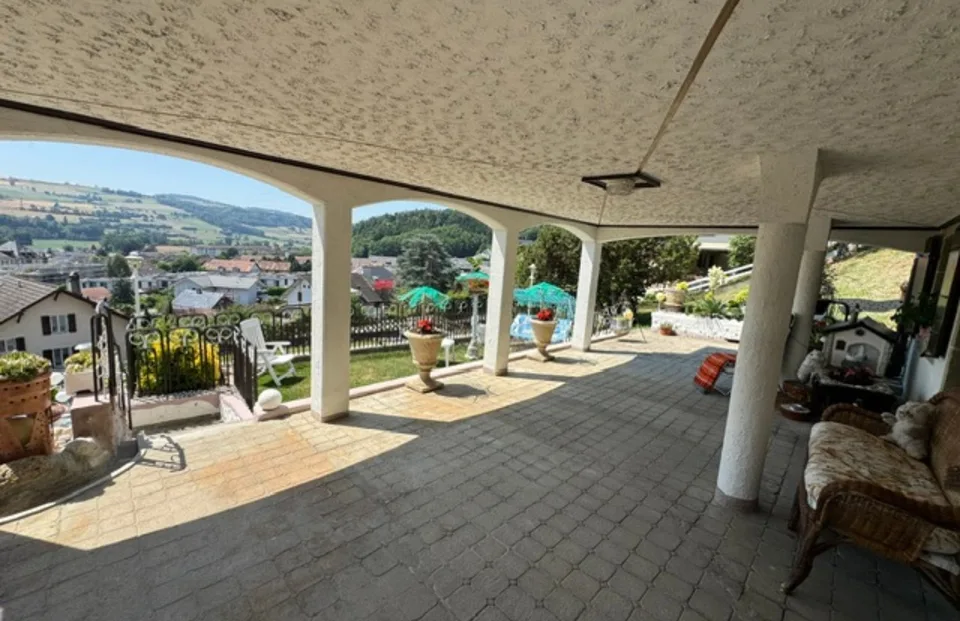 Casa unifamiliare con 8 locali e 5 garage (vendita a rate con pagamento rateale di 5 anni) – foto 7 di 13