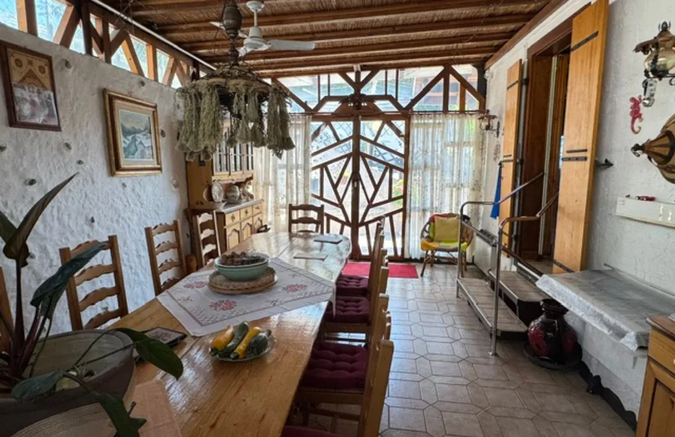 Casa unifamiliare con 8 locali e 5 garage (vendita a rate con pagamento rateale di 5 anni) – foto 10 di 13