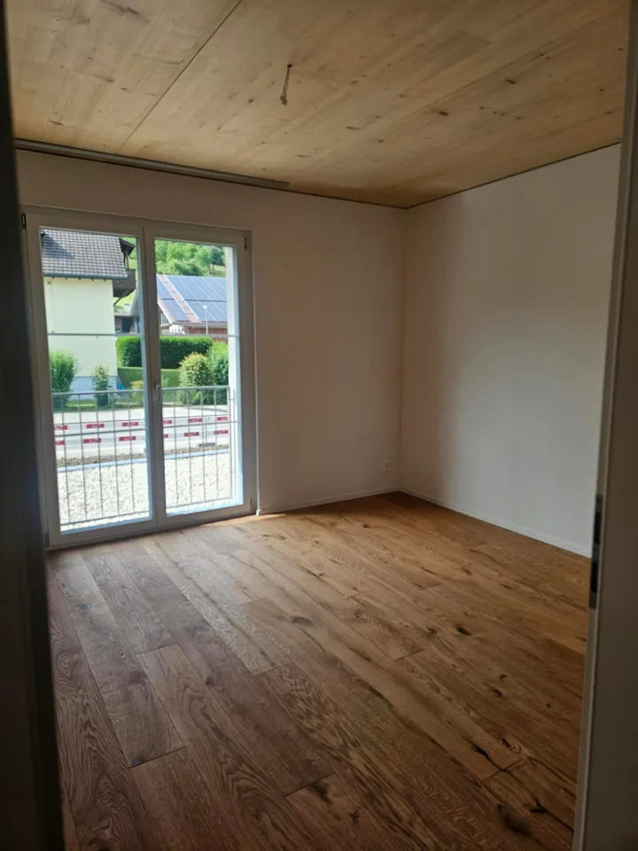Neubau-Reiheneinfamilienhaus mit 4.5 Zimmern und herrlicher Aussicht – photo 18 of 18