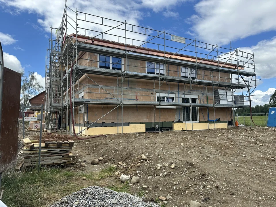 NEUE PROMOTION - 2 ANSCHLIESSENDE VILLEN MIT HOHER WERTIGKEIT IN MONTAGNY (FR) – Foto 8 von 9