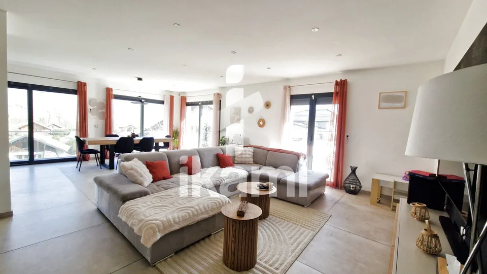 Lathuile, Casa 165 m² con piscina a 1 km dal lago di Annecy, Colpo sicuro