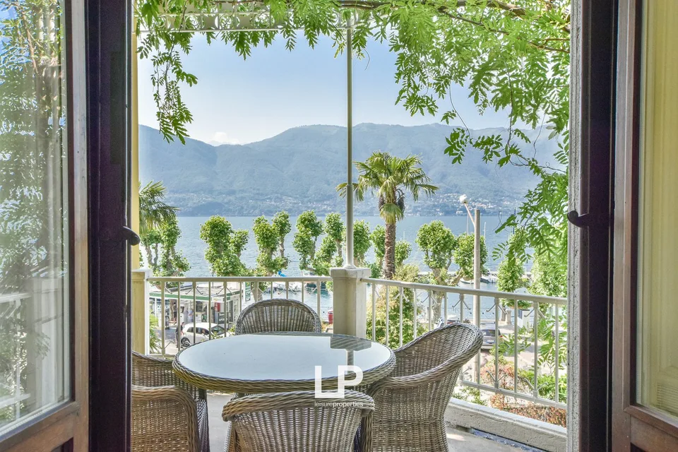 CHARMANTE JUGENDSTIL-VILLA AM LAGO MAGGIORE – Foto 15 von 30
