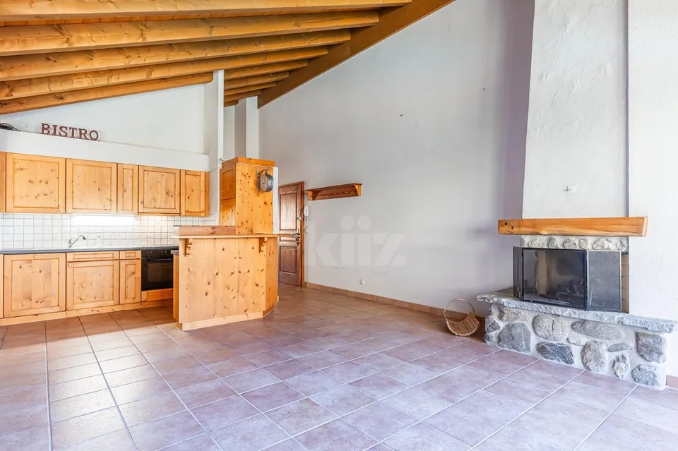 Schönes Apartment mit Balkon und freier Sicht