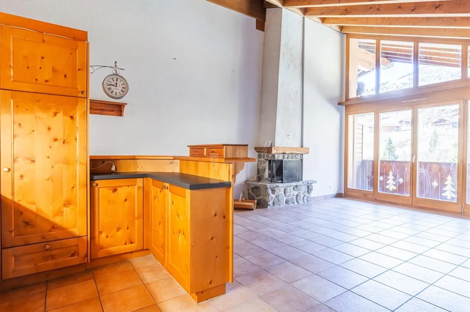Bel appartement avec balcon et vue dégagée – photo 9 sur 13
