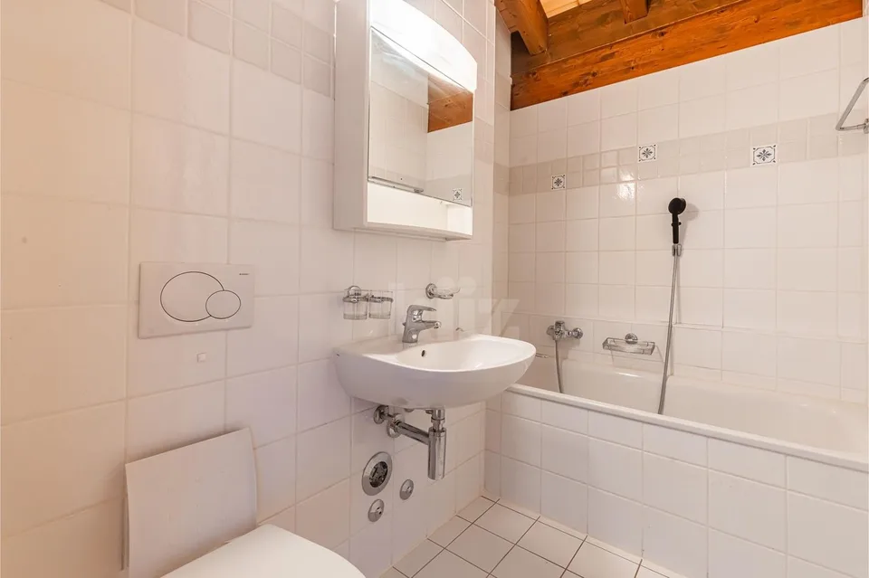 Bel appartement avec balcon et vue dégagée – photo 8 sur 13