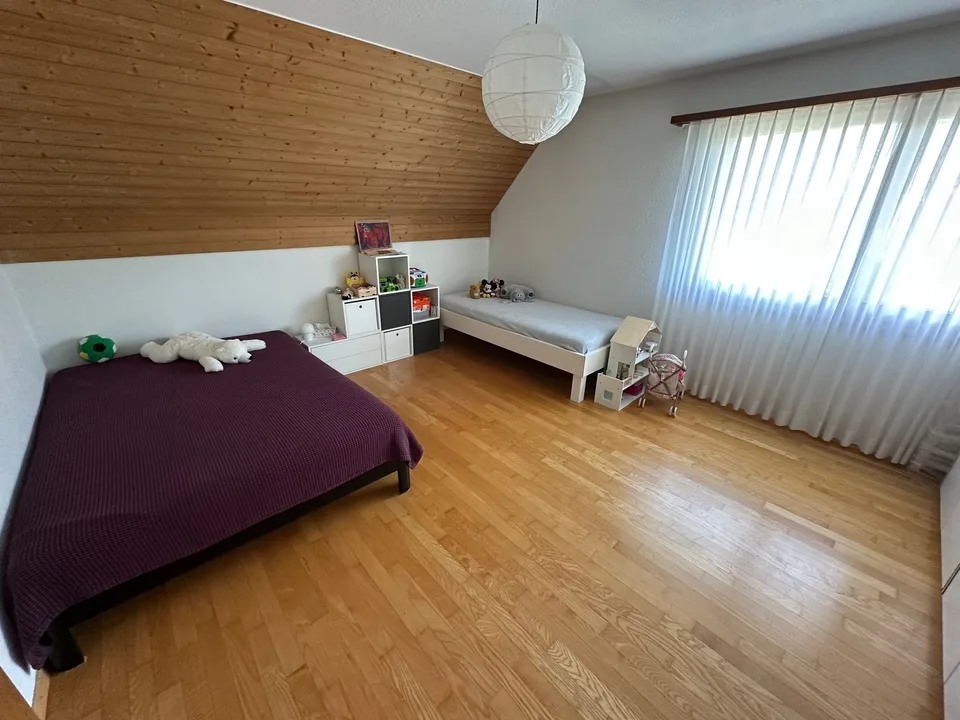 Ampio appartamento di 6,5 locali con grande galleria (80m2 = 2 locali) e vista panoramica a Zurzach – foto 10 di 17