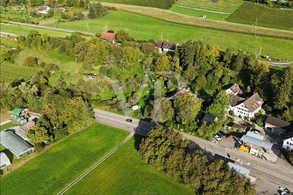 Rara riserva di terreno sul lago di Zurigo: ampia combinazione di lotti con varie zone