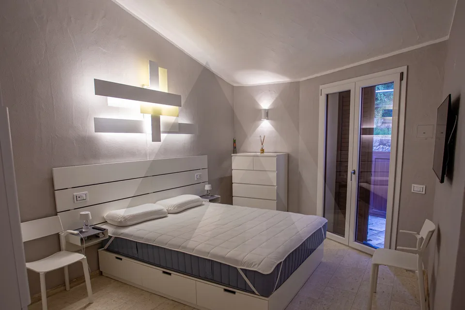 CASA A SCHIERA CON VISTA MARINA DI PORTO CERVO – photo 13 sur 13
