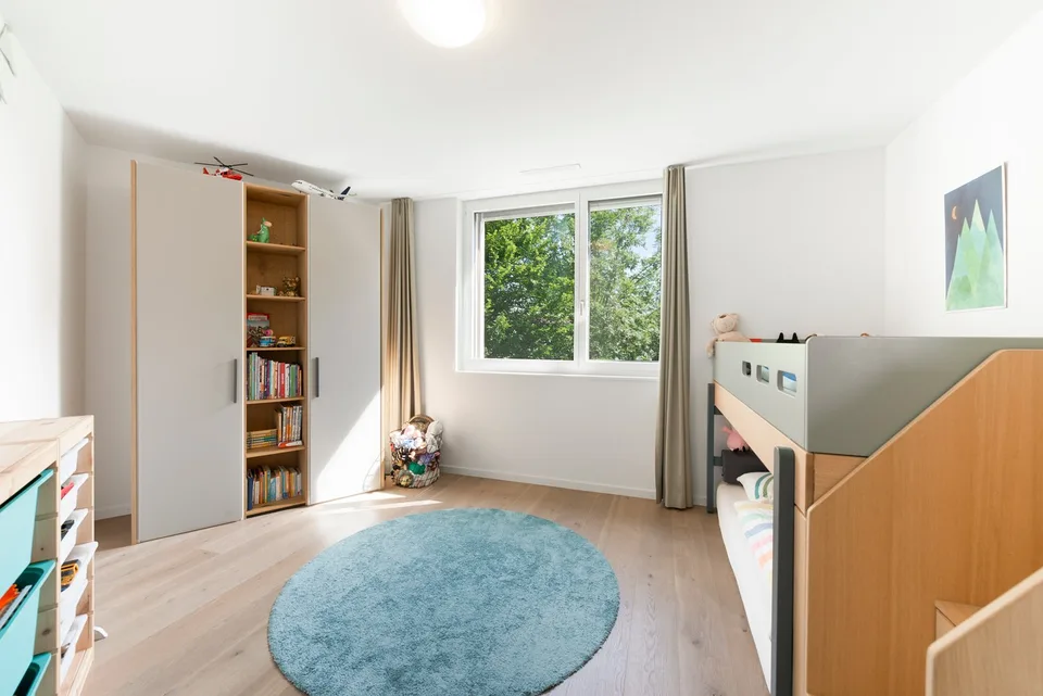 Appartamento giardino 4.5 locali di alta qualità con posto auto – foto 8 di 13