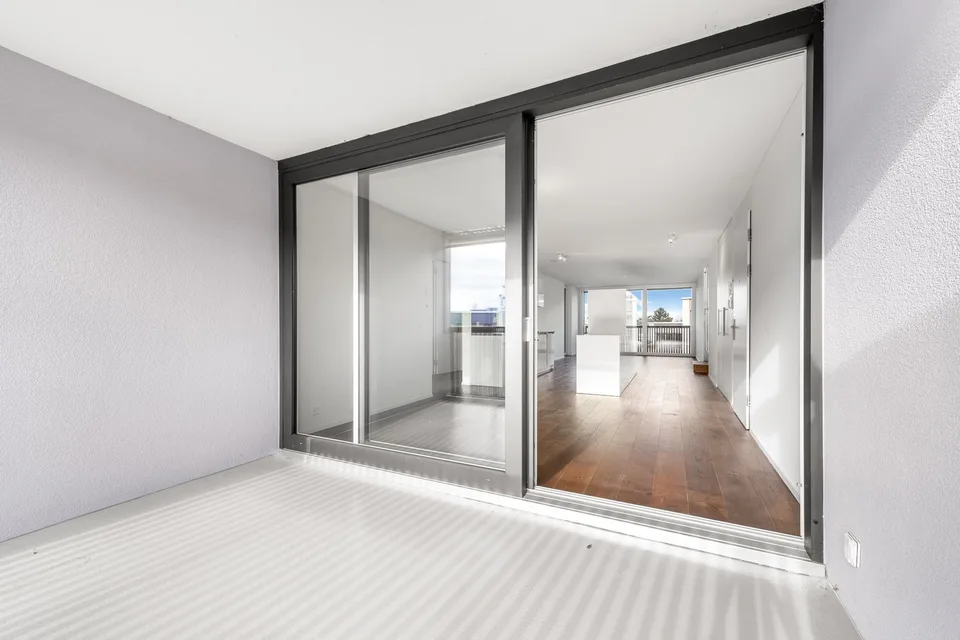 Exklusive 3.5-Zimmer-Attikawohnung in Oberrohrdorf