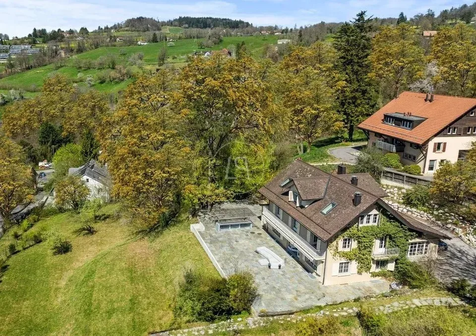 Propriété à fort potentiel de développement avec vue panoramique à Lutry