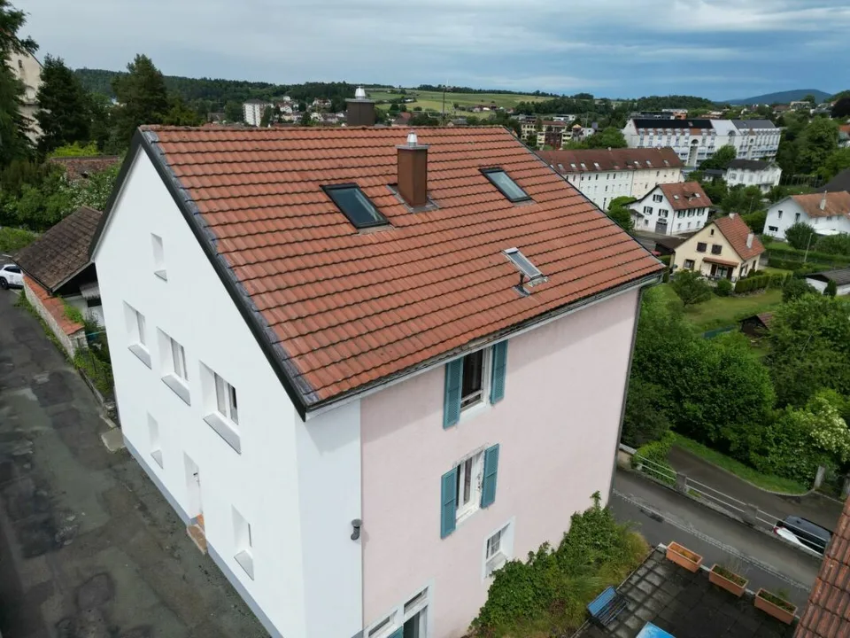 Porrentruy, rental building with 4 units - 6.65% yield