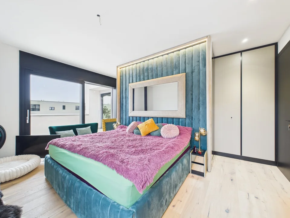 Lumière. Air. Luxe. – Appartement d'attique exclusif 5.5 pièces avec Jacuzzi & serre – photo 14 sur 22