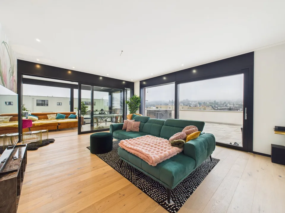 Luce. Aria. Lusso. – Appartamento attico esclusivo 5.5 locali con Jacuzzi & giardino d'inverno