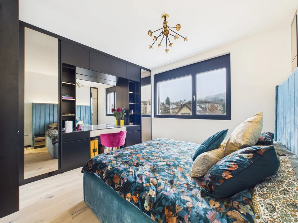 Lumière. Air. Luxe. – Appartement d'attique exclusif 5.5 pièces avec Jacuzzi & serre – photo 11 sur 22