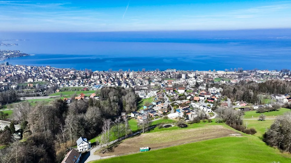 Lotti edificabili con vista lago per casa unifamiliare