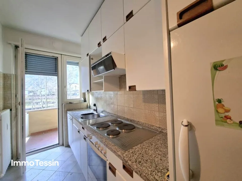 SELTENHEIT: Komplette Etage mit 2 Wohnungen und 8 Zimmer an strategisch hervorragender Lage und nahe am Fluss zum Top-Preis – Foto 12 von 13