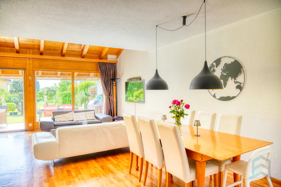 ESCLUSIVITÀ Splendida villa a schiera di 4½ con giardino a Chippis